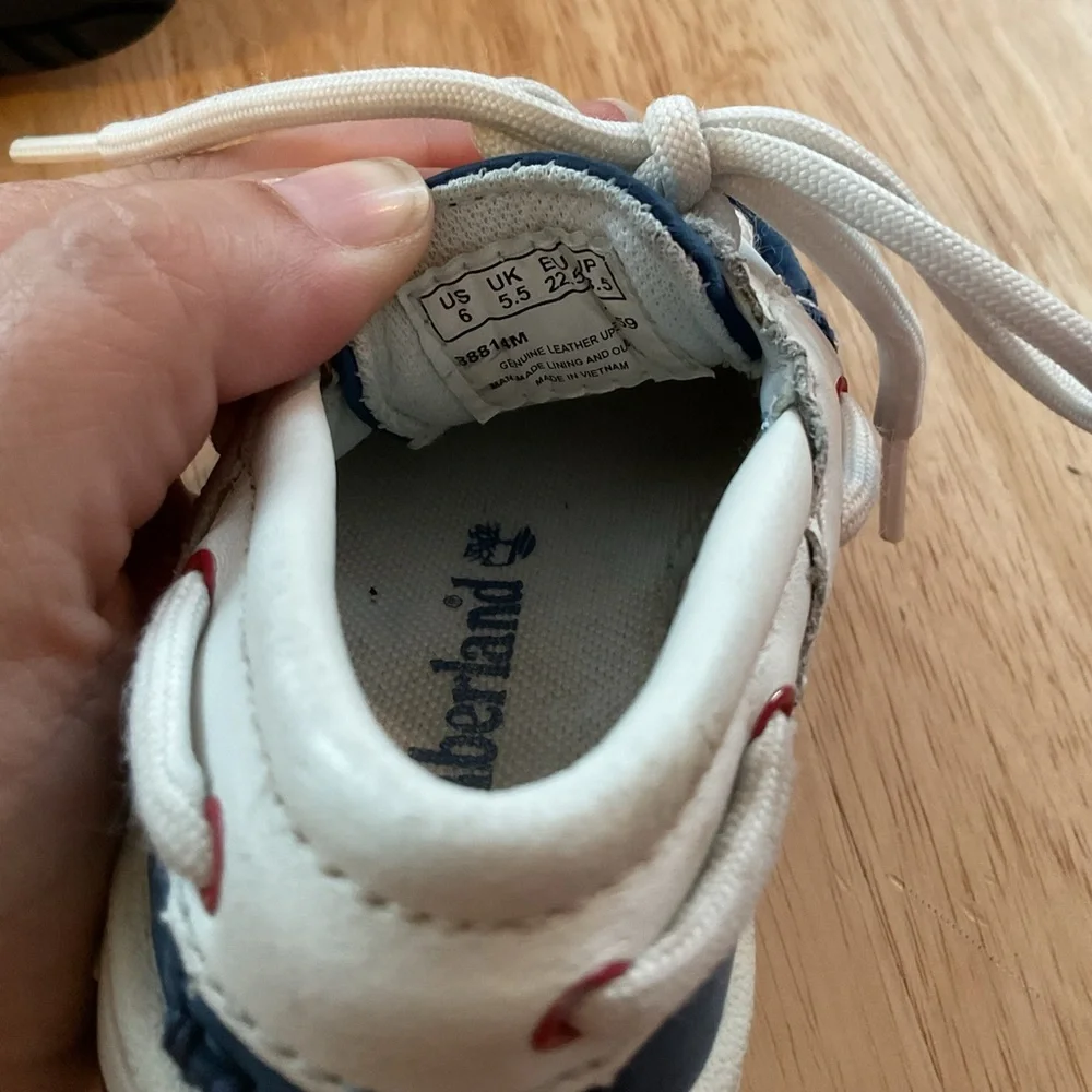 Timberland Baby Shoes Size 6 Blue White Red Lace Up Leather Boat Shoes Classic